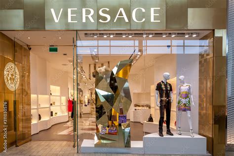 versace toronto premium outlets store reviews|versace warehouse sale.